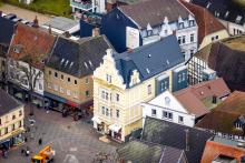 Luftbild, Zuckerbäckerhaus bzw. Schokoladenhaus am Marktplatz in Unna, Ruhrgebiet, Nordrhein-Westfalen, Deutschland