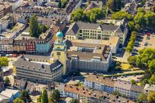 Luftbild, Rathaus und Rathausturm, Baustelle mit Sanierung, Schiller Gymnasium, Witten, Ruhrgebiet, Nordrhein-Westfalen, Deutschland