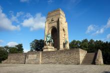 Dortmund, Nordrhein-Westfalen, Deutschland - Kaiser-Wilhelm-Denkmal an der Ruine Hohensyburg am Hengsteysee. Dortmund Nordrhein-Westfalen Deutschland