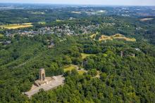 Luftbild, Kaiser-Wilhelm-Denkmal, Hohensyburg, Ruine Hohensyburg mit Vincketurm, Syburg, Dortmund, Ruhrgebiet, Nordrhein-Westfalen, Deutschland